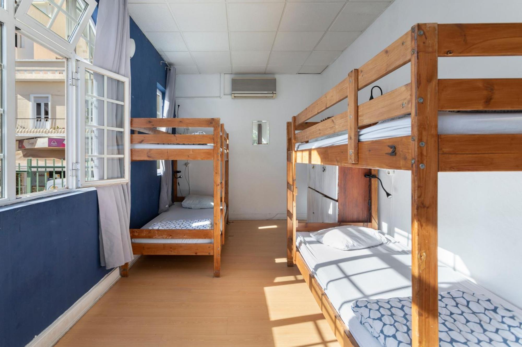 Le Penguin Hostel Faro Luaran gambar
