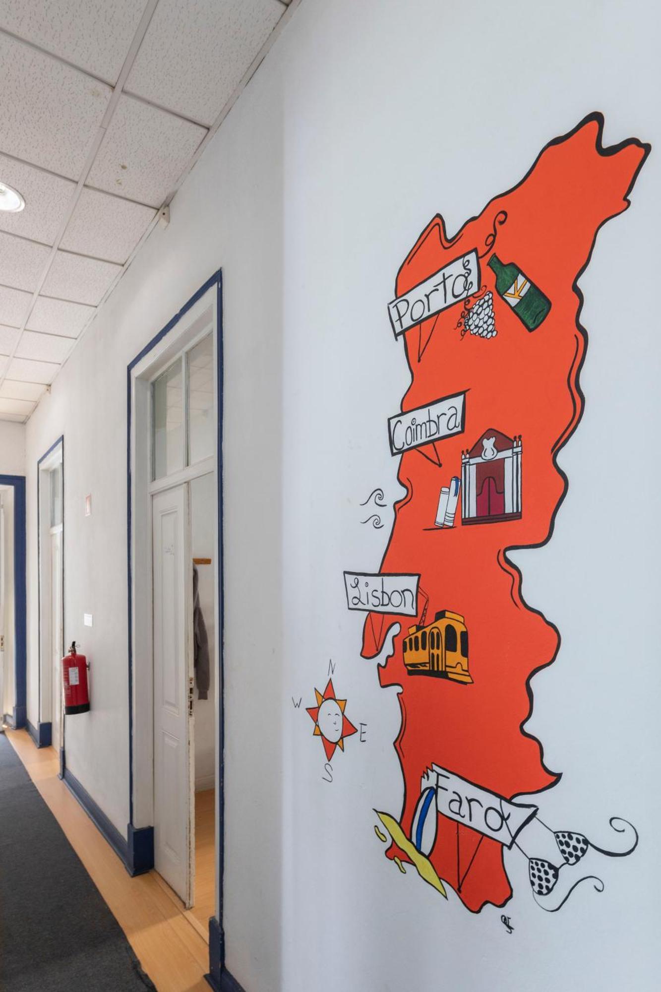 Le Penguin Hostel Faro Luaran gambar